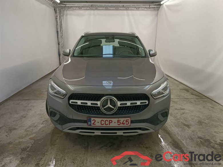 Mercedes-Benz GLA GLA 180 Business Solution Essential 5d #5