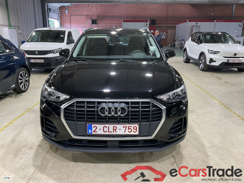AUDI Q3 1.4 45 TFSI E S TRONIC #2