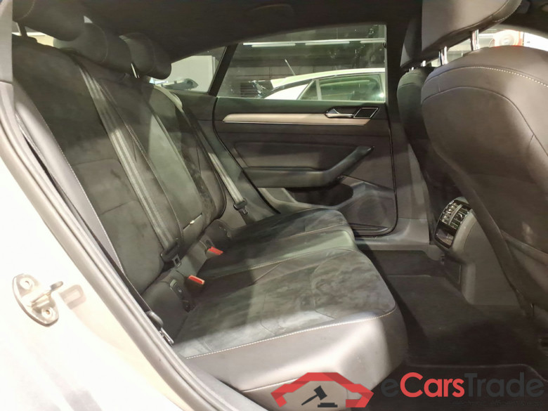 VOLKSWAGEN ARTEON DIESEL 2.0 TDi SCR R-Line (EU6.2) STOCK #5