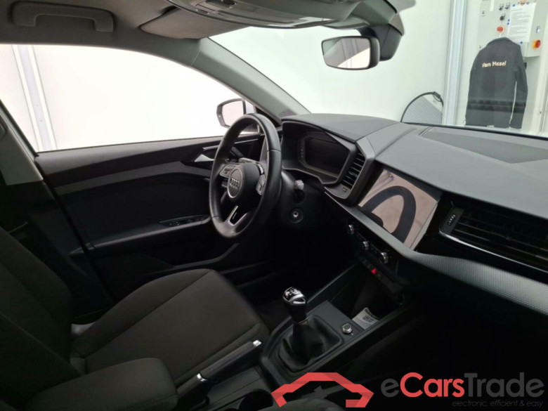 AUDI A1 SPORTBACK 25 TFSI ATTRACTION #3