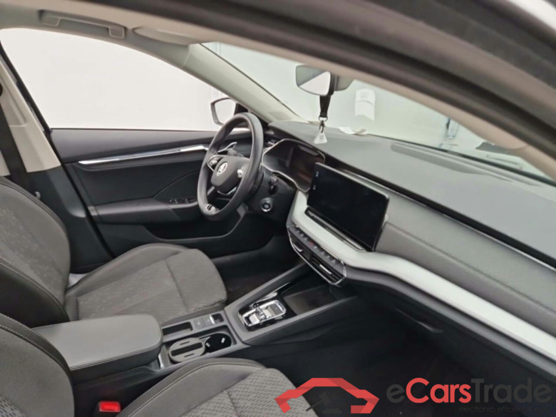 SKODA OCTAVIA COMBI 1.4 TSI IV CORPORATE DSG #3
