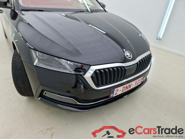 SKODA OCTAVIA COMBI 1.4 TSI IV CORPORATE DSG #4
