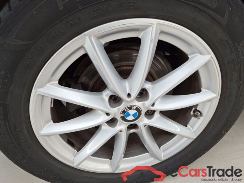 BMW X1 2.0 SDRIVE18D #4