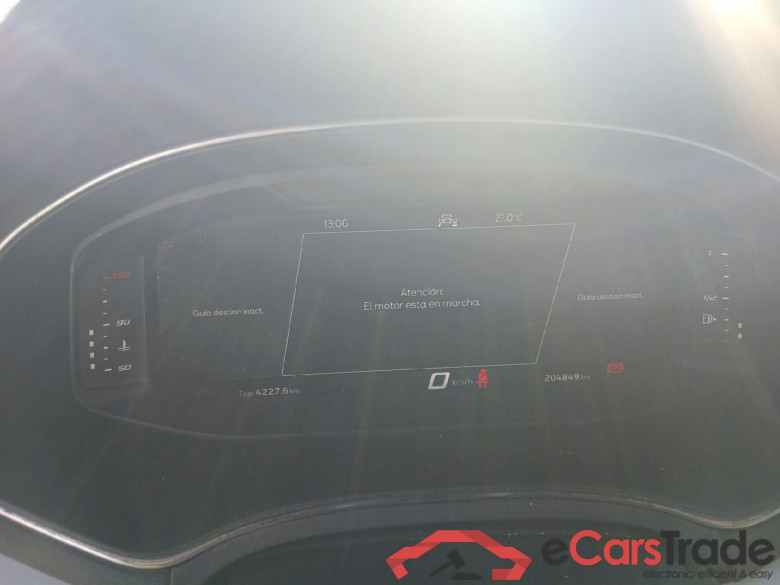 SEAT Arona / 2017 / 5P / todoterreno 1.0 TSI 81kW (110CV) Style Plus (AC) #4