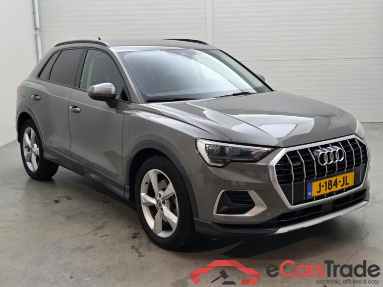 AUDI Q3 40 TFSI quattro S Line edition one #2