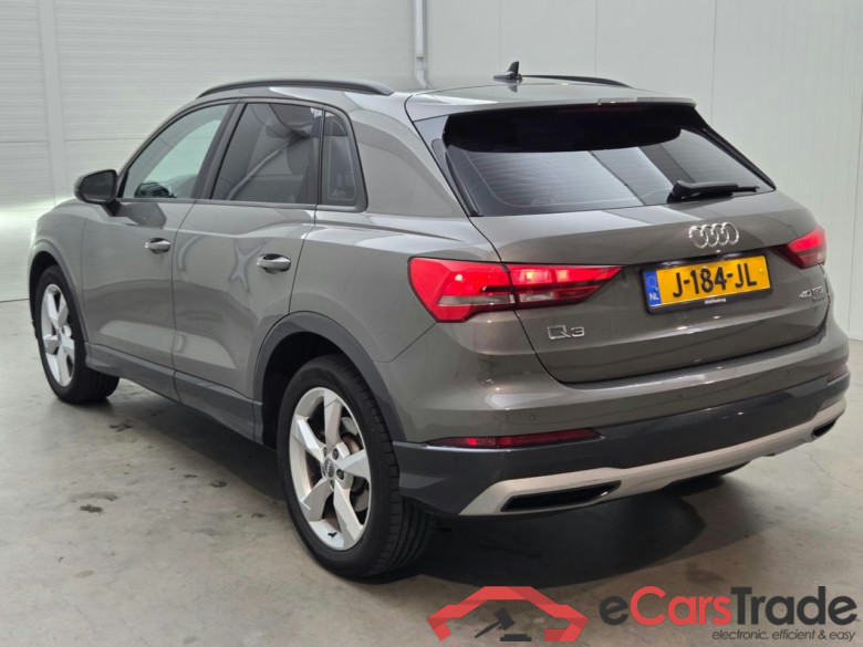 AUDI Q3 40 TFSI quattro S Line edition one #3