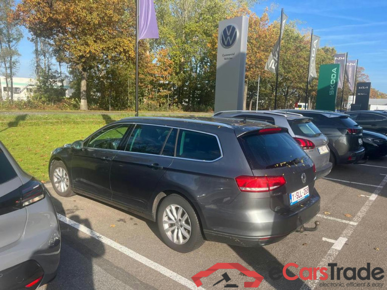 VOLKSWAGEN Passat Variant Dsl SW 2.0 CR TDi Comfortline Business DSG