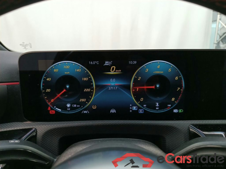 Mercedes-Benz Classe A Berline A 200 AMG Line 4MATIC DCT 4d #6