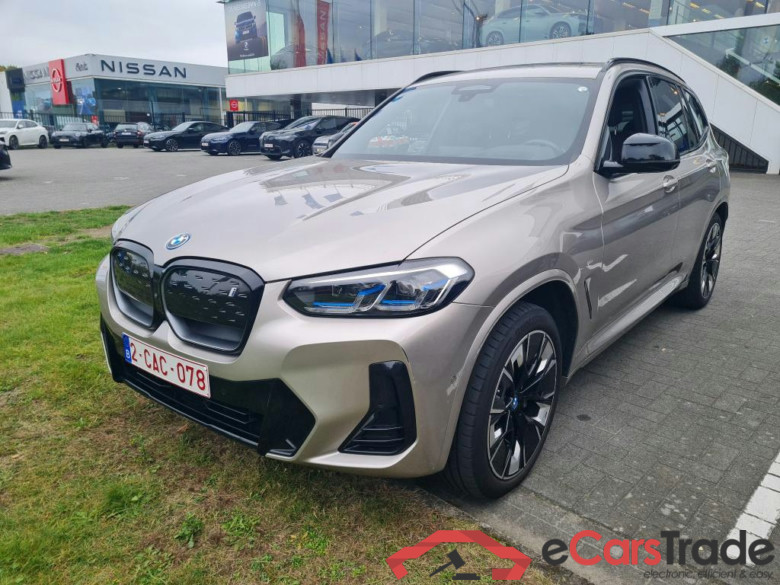 BMW IX3 80KWH AUTO