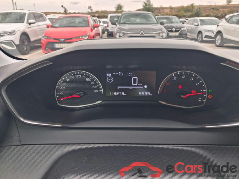 PEUGEOT 208 / 2019 / 5P / berlina con portón BlueHDi 73kW (100CV) Active (CM) #4