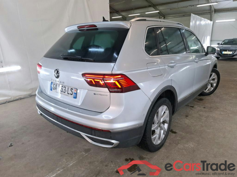 VOLKSWAGEN Tiguan / 2020 / 5P / SUV 1.4 eHybrid 245 DSG6 Elegance #4