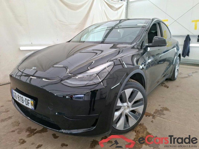 TESLA Model Y / 2021 / 5P / SUV RWD #2