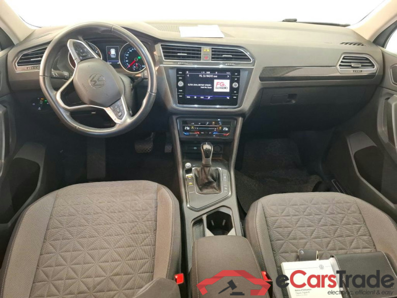 VOLKSWAGEN Tiguan / 2020 / 5P / SUV 2.0 TDI 150 DSG7 Life Business #5