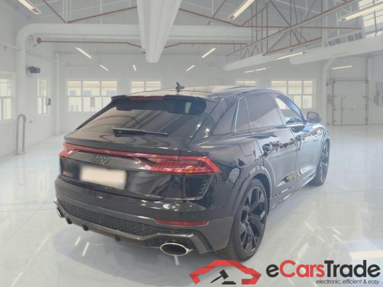 AUDI RSQ8 / 2018 / 5P / SUV RSQ8 #2