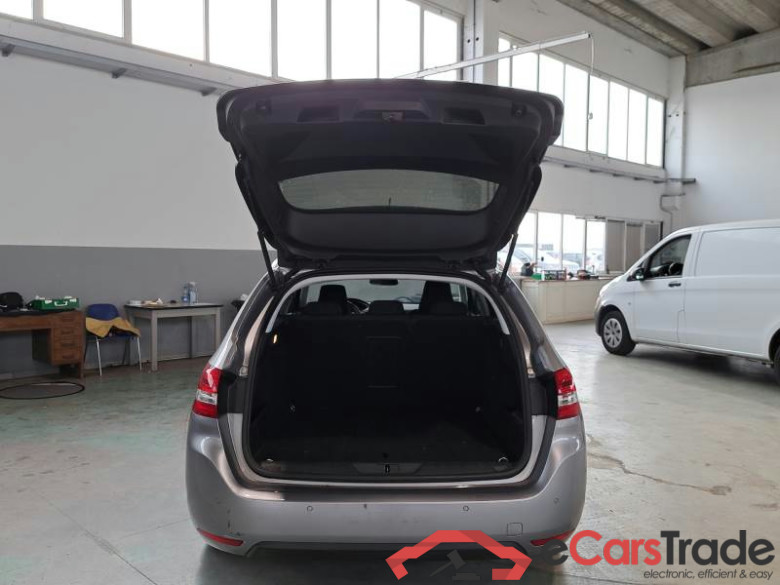 PEUGEOT 308 / 2017 / 5P / STATION WAGON SW BUSINESS BLUEHDI 130 EAT8 SeS AUT. #5