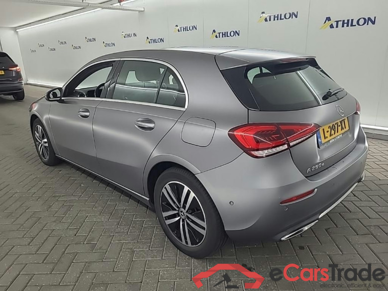 MERCEDES-BENZ A-klasse A 250 e 8G-DCT Bus Sol Luxury Limited 5D 160kW #4