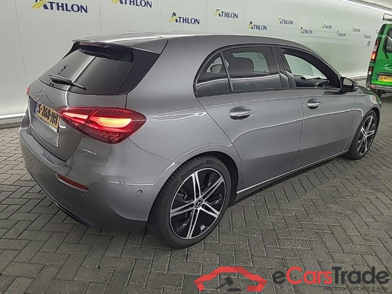 MERCEDES-BENZ A-klasse A 180 DCT Luxury Line 5D 100kW #3