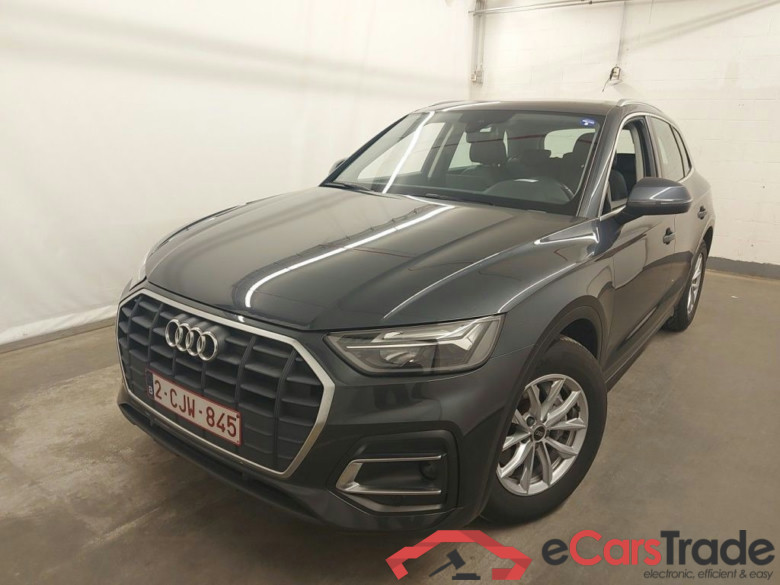 Audi Q5 Business Ed. Attraction 30 TDI S tronic 5d #1