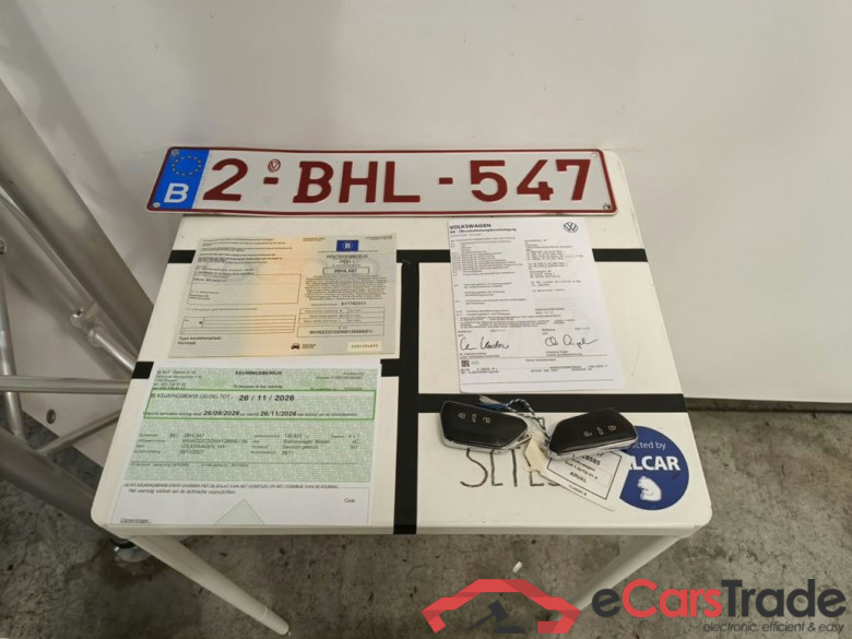 Volkswagen Golf VIII 1.0 eTSI 81kW Active DSG 5d #4