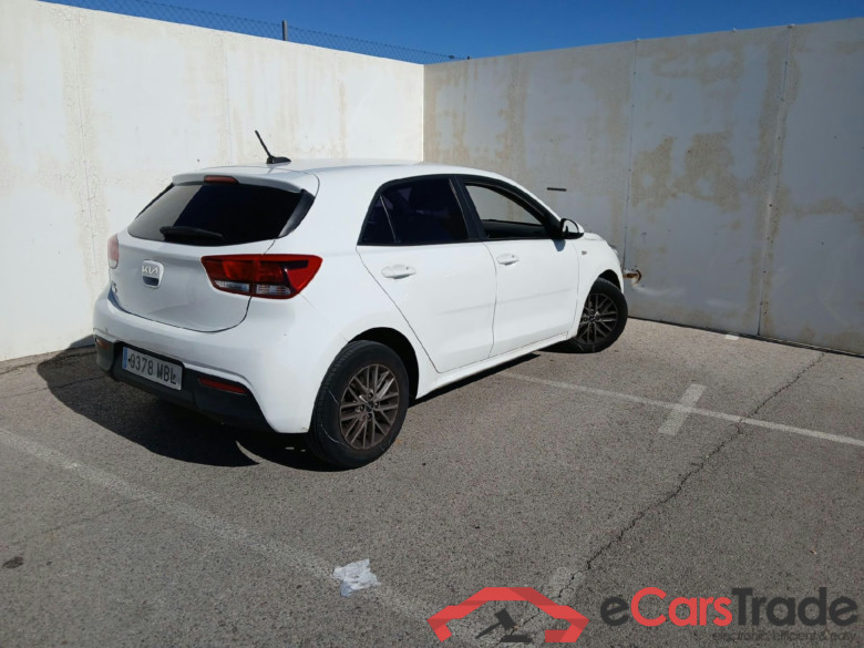 KIA Rio / 2020 / 5P / berlina con portón 1.0 T-GDi 74kW (100CV) MHEV iMT Concept #2