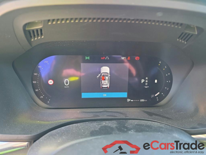 VOLVO XC60 / 2017 / 5P / todoterreno 2.0 B4 D Momentum Pro Auto #4