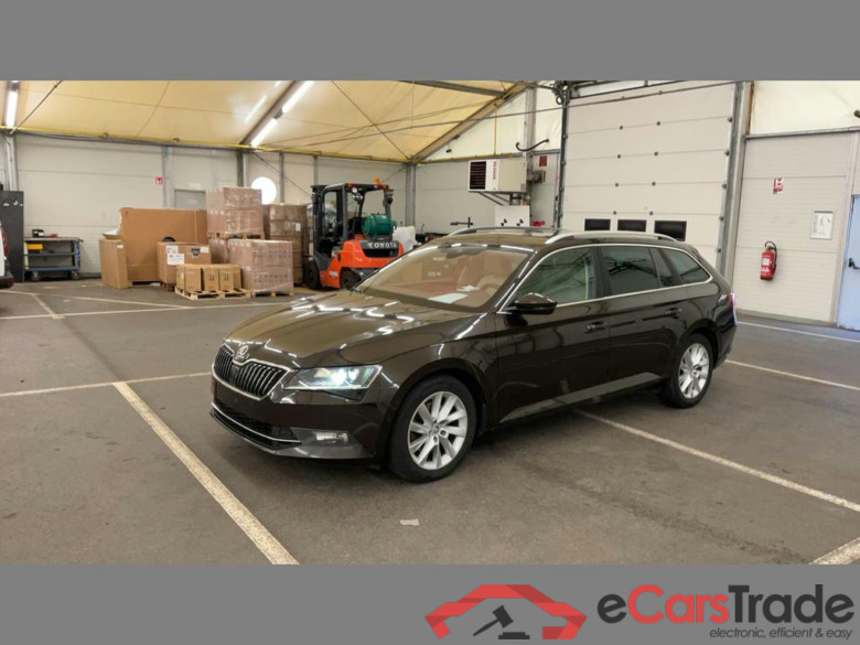SKODA Superb Combi Dsl SW 2.0 CR TDi Style