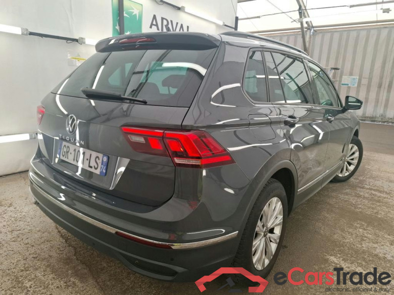 VOLKSWAGEN Tiguan / 2020 / 5P / SUV 1.5 TSI 150 DSG7 Life Busines #3