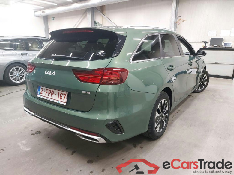 KIA - KIA CEED SPORTSWAGON 1.6 GDi PHEV 141PK DCT Business Line With Leather Pack & Convenience Plus & Driver Assist Pack * HYBRID * #2