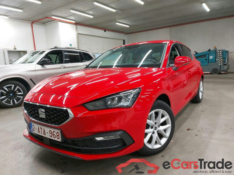 SEAT - SEA LEON 1.0 TSI 110PK Move ! With Climatic & Navigation & Cruise Control & Park Sensors Front & Rear & Towing Hook  * PETROL * #1