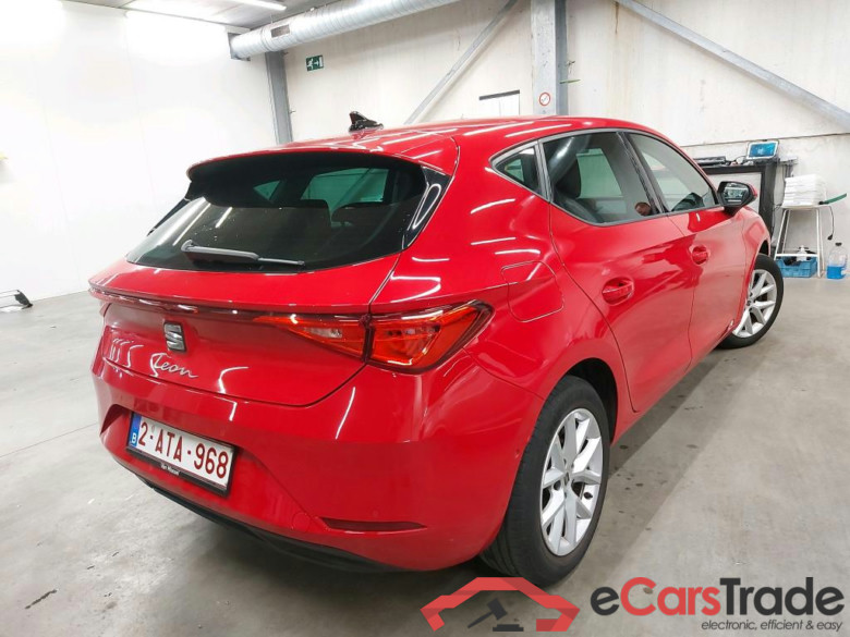 SEAT - SEA LEON 1.0 TSI 110PK Move ! With Climatic & Navigation & Cruise Control & Park Sensors Front & Rear & Towing Hook  * PETROL * #2