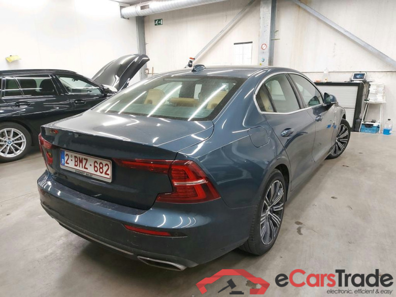 VOLVO - VOL S60 T8 Recharge 392PK  Geartronic Inscription With Ventilated Nappa Leather & Winter & Driving Assistance & Park Assist Pack & Electric Sunroof  * HYBRID * #2