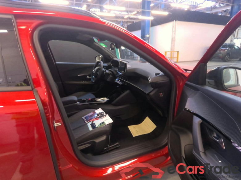 Peugeot 2008 Allure Hybrid 145 ch e-DCS6 #3