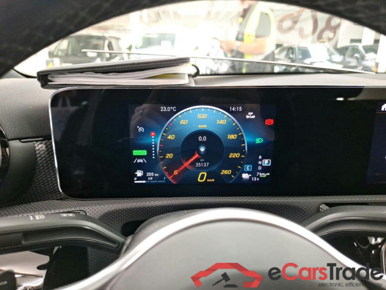 MERCEDES-BENZ A-CLASS LIMOUSINE 1.3 A 250 E LUXURY LINE DCT #1