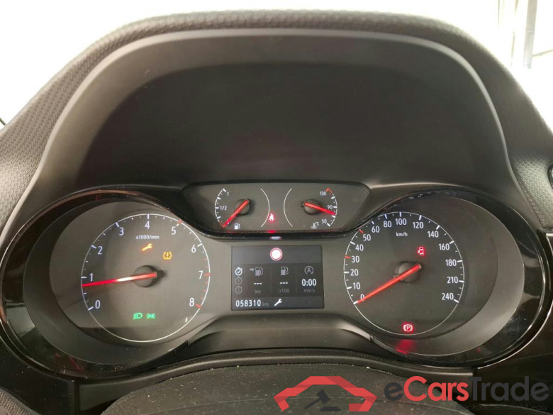 Corsa F Edition 1.2 75CV BVM5 E6d #6
