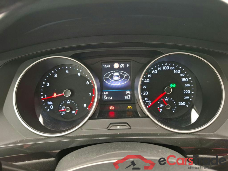 VOLKSWAGEN Tiguan / 2016 / 5P / SUV 1.5 TSI 150 EVO DSG7 Confortline Busines #3