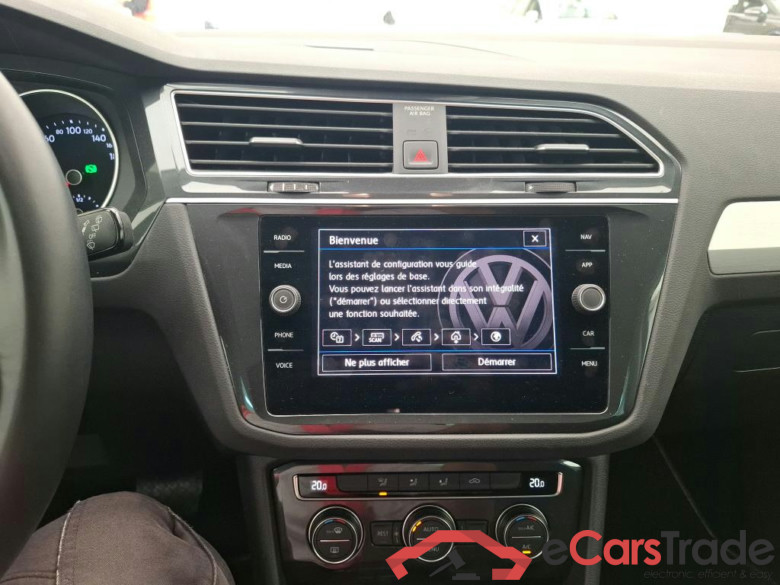 VOLKSWAGEN Tiguan / 2016 / 5P / SUV 1.5 TSI 150 EVO DSG7 Confortline Busines #4