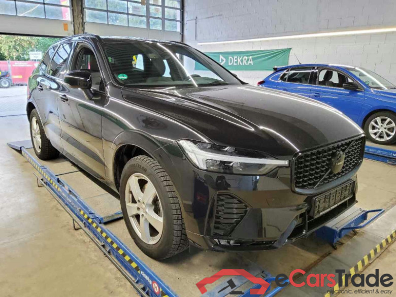 Volvo XC60 (03.2017->) DE - SUV5 B5 (Benzin) AWD EU6d, Ultra Black Edition Mild-Hybrid, (Facelift) 2023 #2