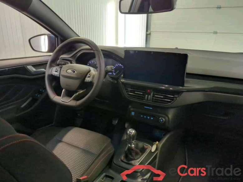 FORD Focus Wagon 1.0 EBH ST Line #3